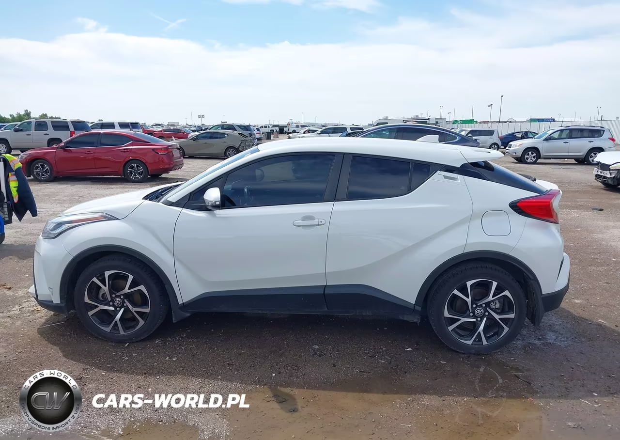 2021 Toyota C-Hr Xle VIN:NMTKHMBX6MR140297 - 14