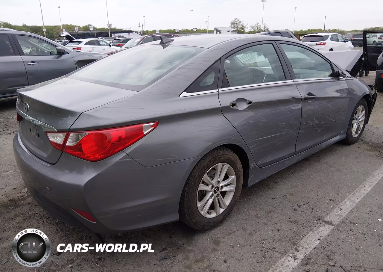 2014 Hyundai Sonata Gls VIN:5NPEB4AC6EH860947 - 4