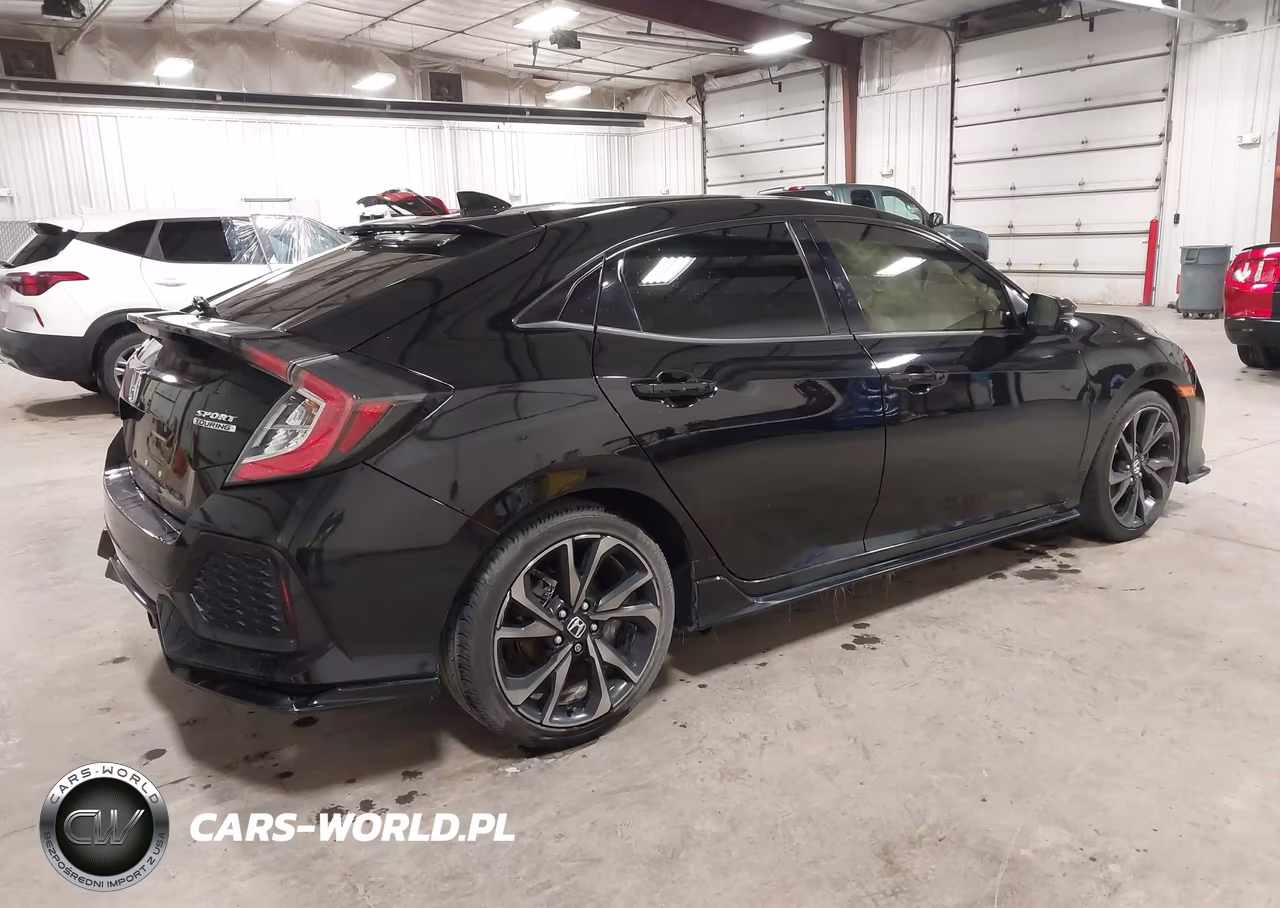 2019 Honda Civic Sport Touring VIN:SHHFK7H92KU205953 - 4