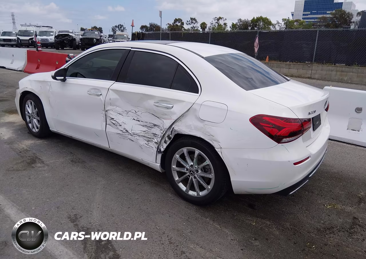 2021 Mercedes-Benz A 220 VIN:W1K3G4EB2MJ277362 - 3