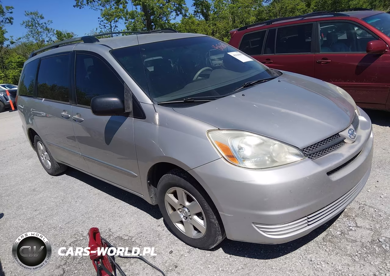 2004 Toyota Sienna Le