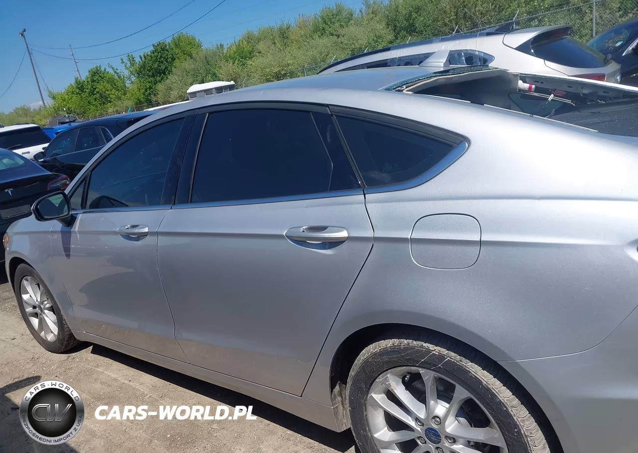 2019 Ford Fusion Se VIN:3FA6P0HD4KR230694 - 14