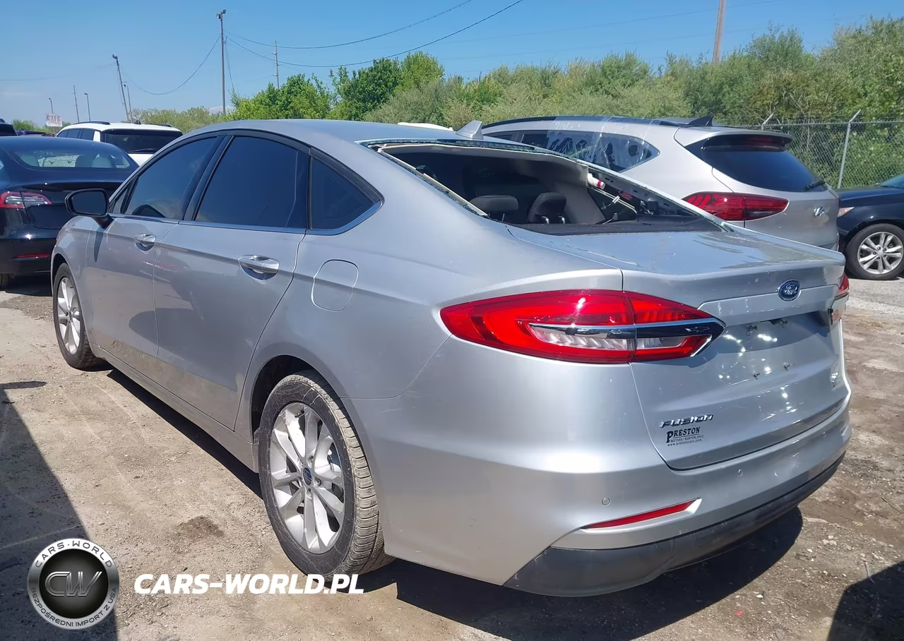 2019 Ford Fusion Se VIN:3FA6P0HD4KR230694 - 3