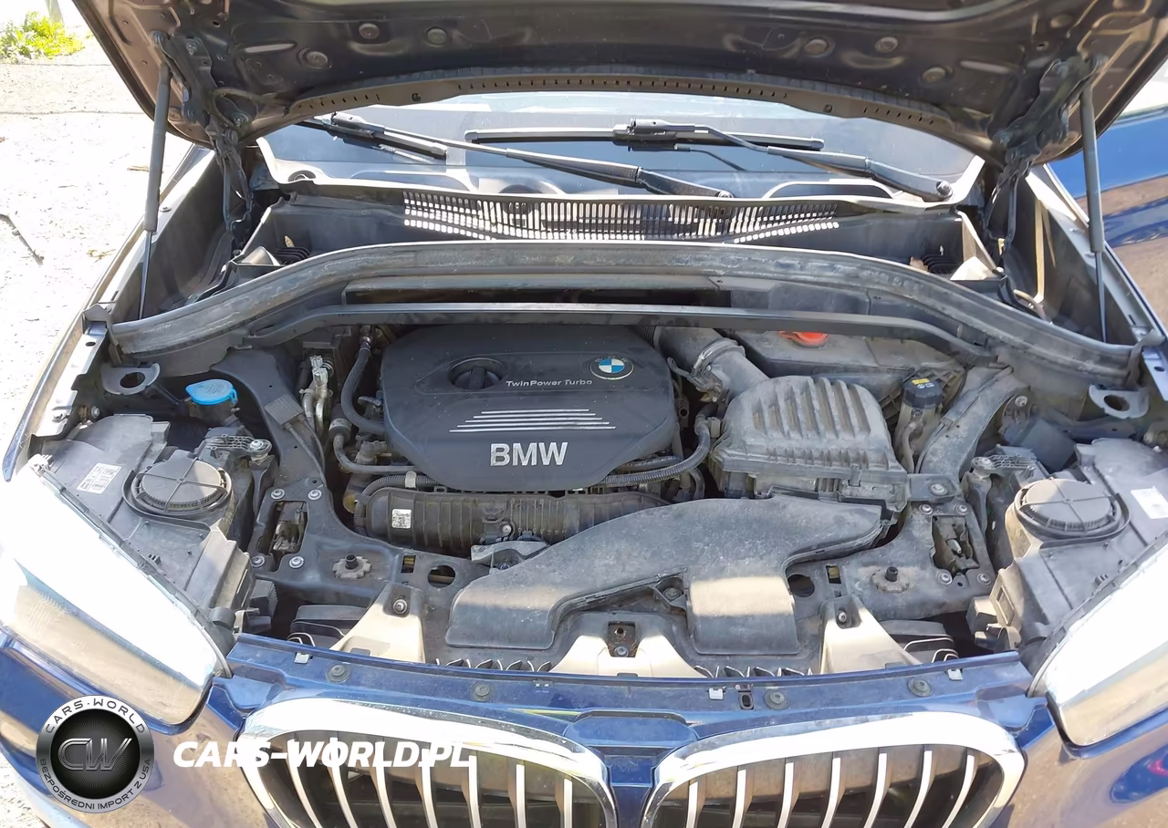 2018 BMW X1 xDrive28I VIN:WBXHT3C34J5L27977 - 10