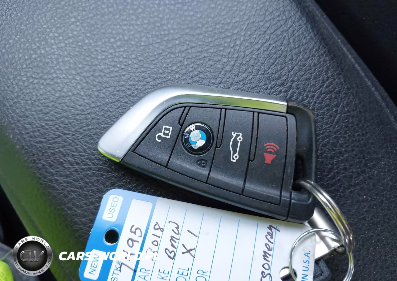2018 BMW X1 xDrive28I VIN:WBXHT3C34J5L27977 - 11