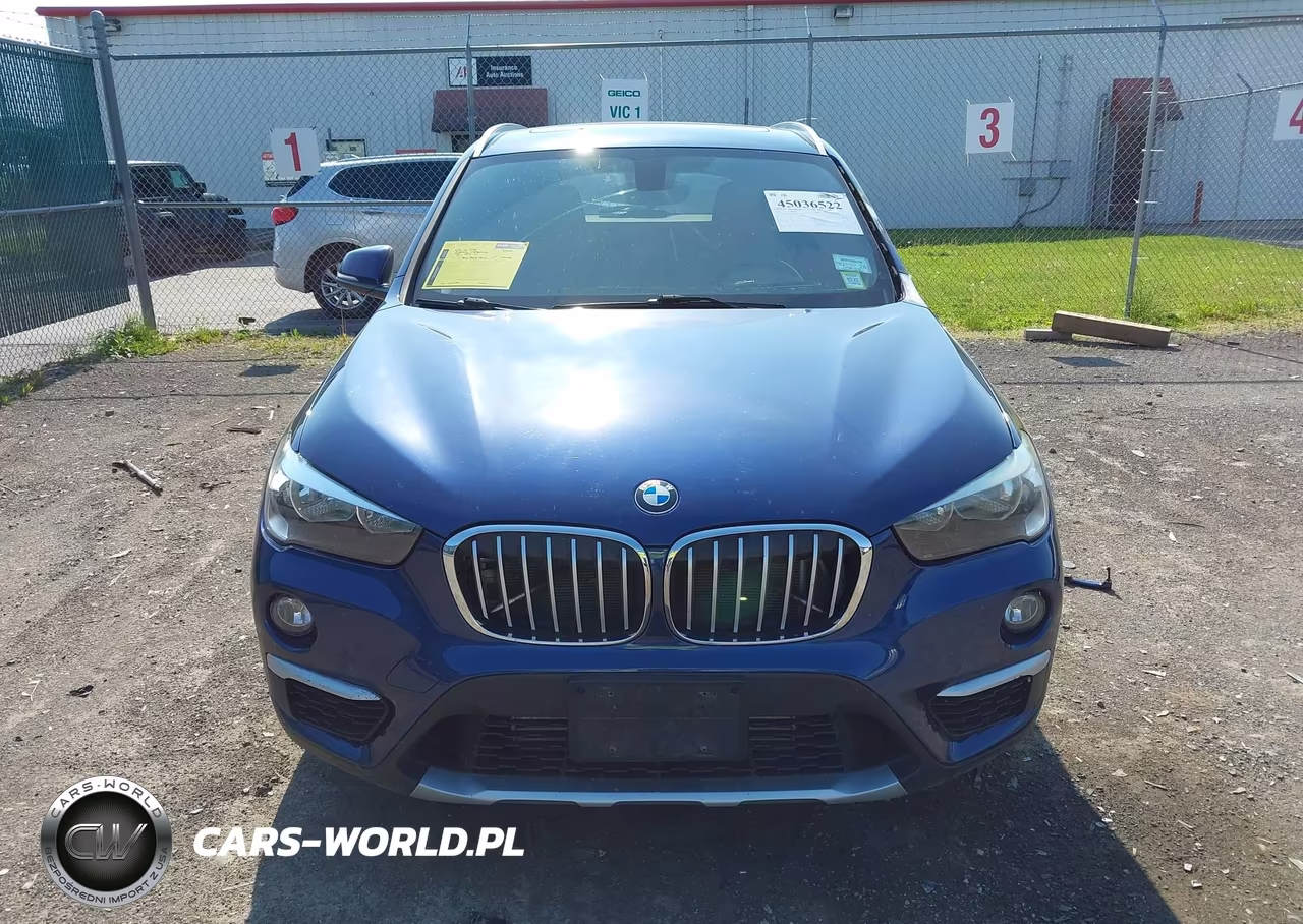 2018 BMW X1 xDrive28I VIN:WBXHT3C34J5L27977 - 12