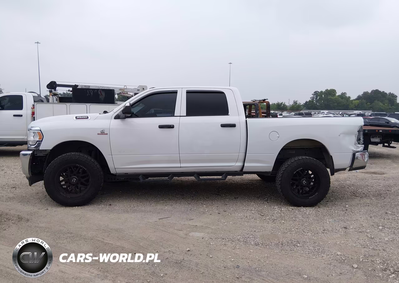2022 Ram 3500 Tradesman 4X4 6'4 Box VIN:3C63R3CL6NG226676 - 17