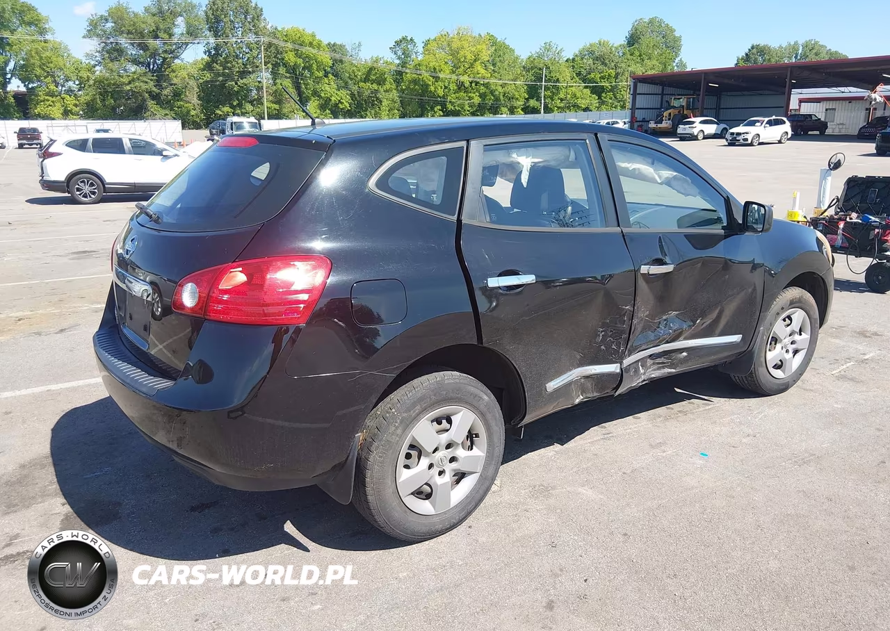 2014 Nissan Rogue Select S VIN:JN8AS5MTXEW101779 - 4