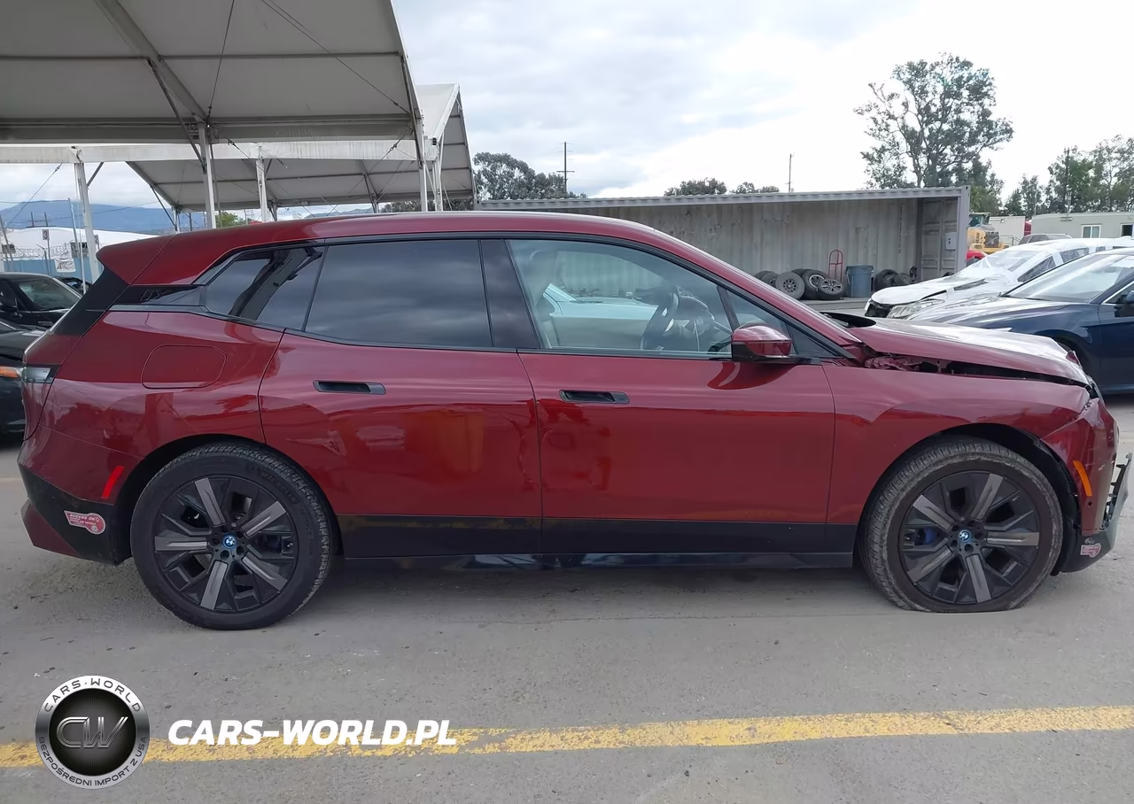2025 BMW Ix xDrive50 VIN:WB523CF0XSCT18763 - 13