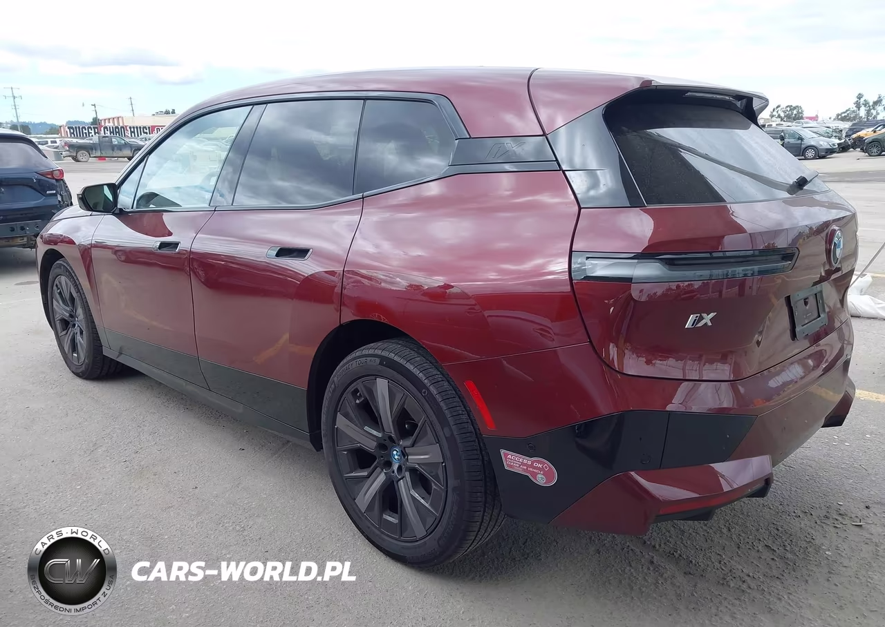 2025 BMW Ix xDrive50 VIN:WB523CF0XSCT18763 - 3