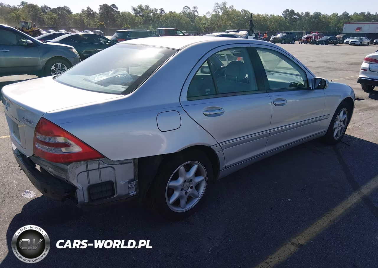 2003 Mercedes-Benz C 240 VIN:WDBRF81J43F327139 - 4