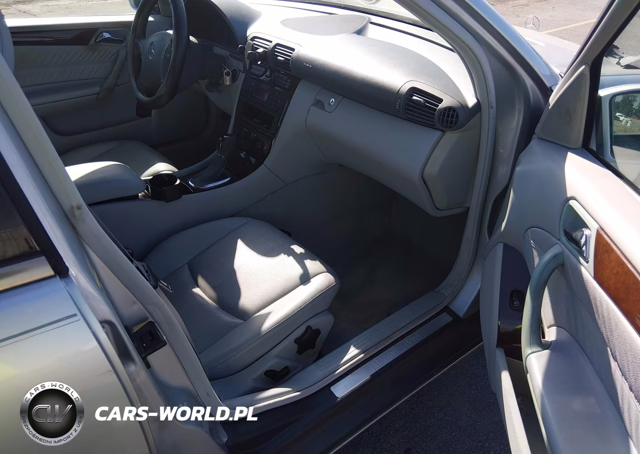2003 Mercedes-Benz C 240 VIN:WDBRF81J43F327139 - 5