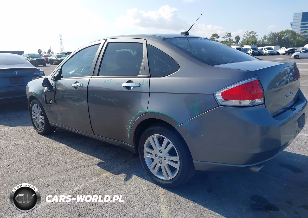 2011 Ford Focus Sel VIN:1FAHP3HN2BW200318 - 3