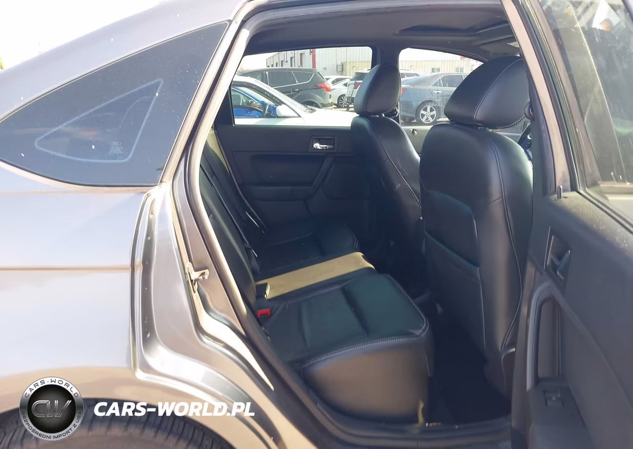 2011 Ford Focus Sel VIN:1FAHP3HN2BW200318 - 8