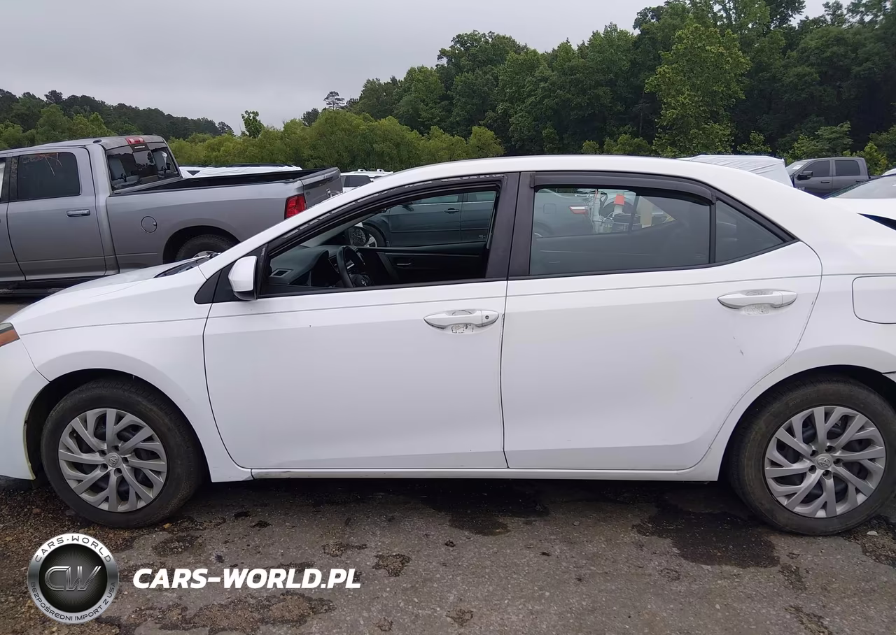 2017 Toyota Corolla Le VIN:2T1BURHE2HC764340 - 14