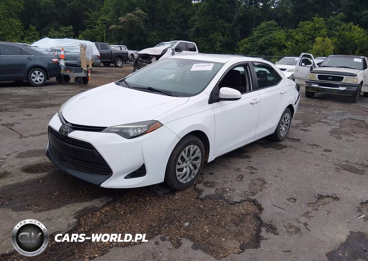 2017 Toyota Corolla Le VIN:2T1BURHE2HC764340 - 2