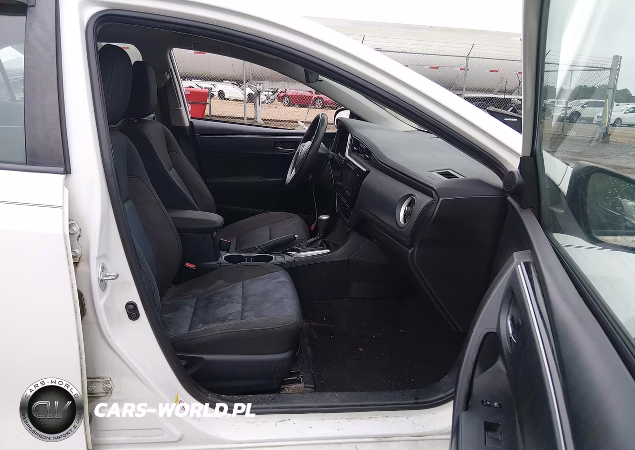2017 Toyota Corolla Le VIN:2T1BURHE2HC764340 - 5