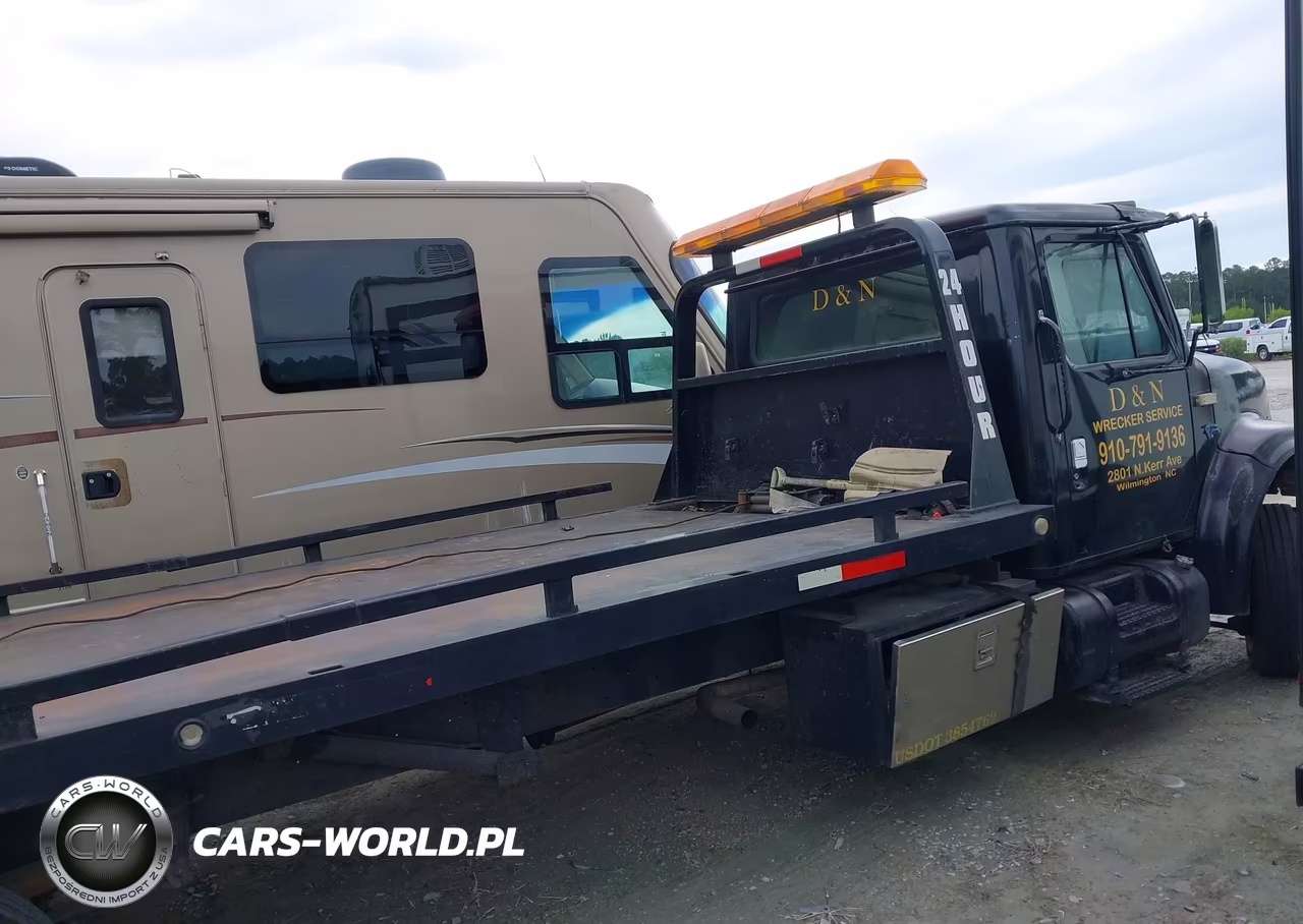 2000 International 4000 4700 VIN:1HTSCABM0YH270416 - 4