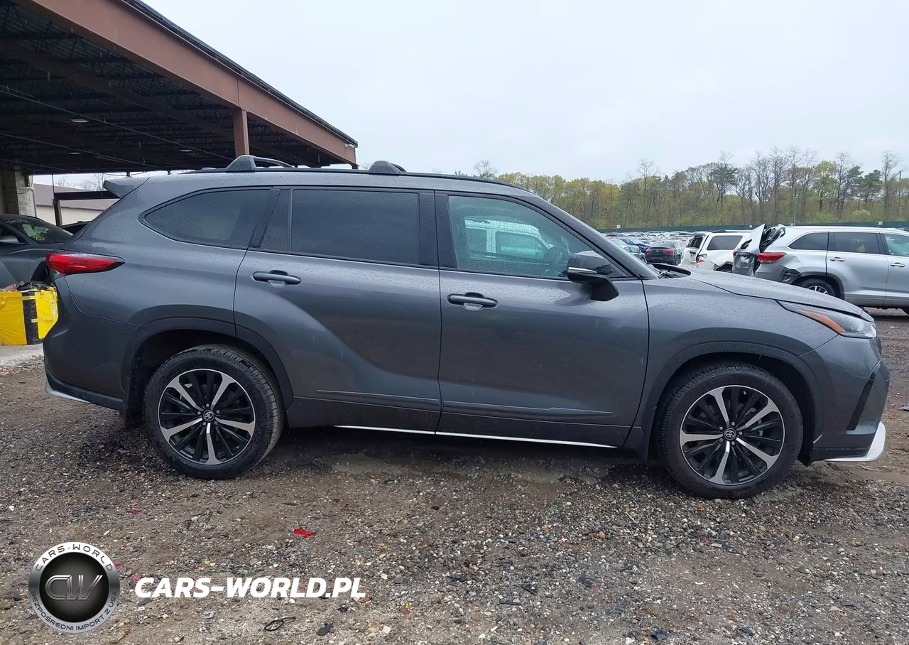 2022 Toyota Highlander Xse VIN:5TDLZRBH1NS237840 - 14