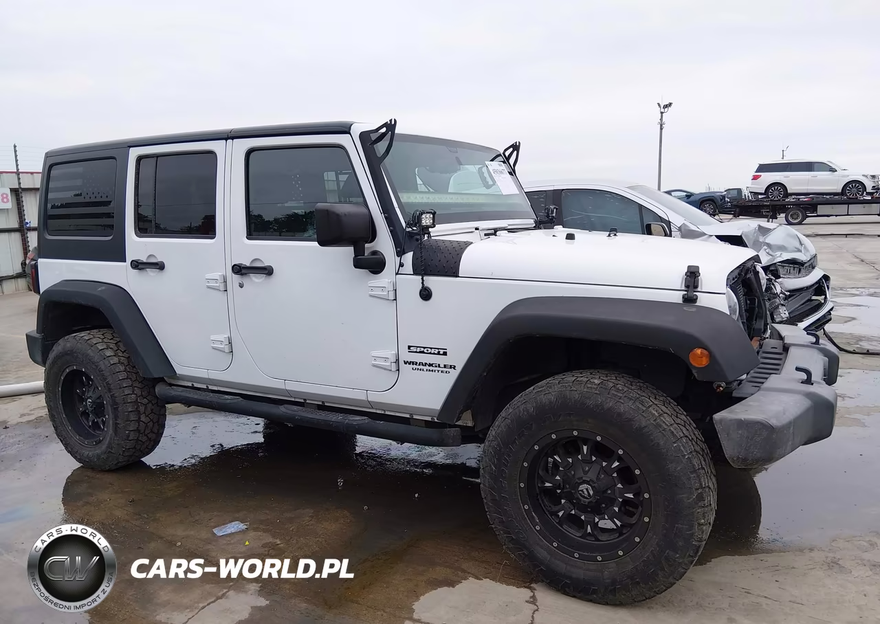 2016 Jeep Wrangler Unlimited Sport VIN:1C4BJWDG2GL203724 - 14