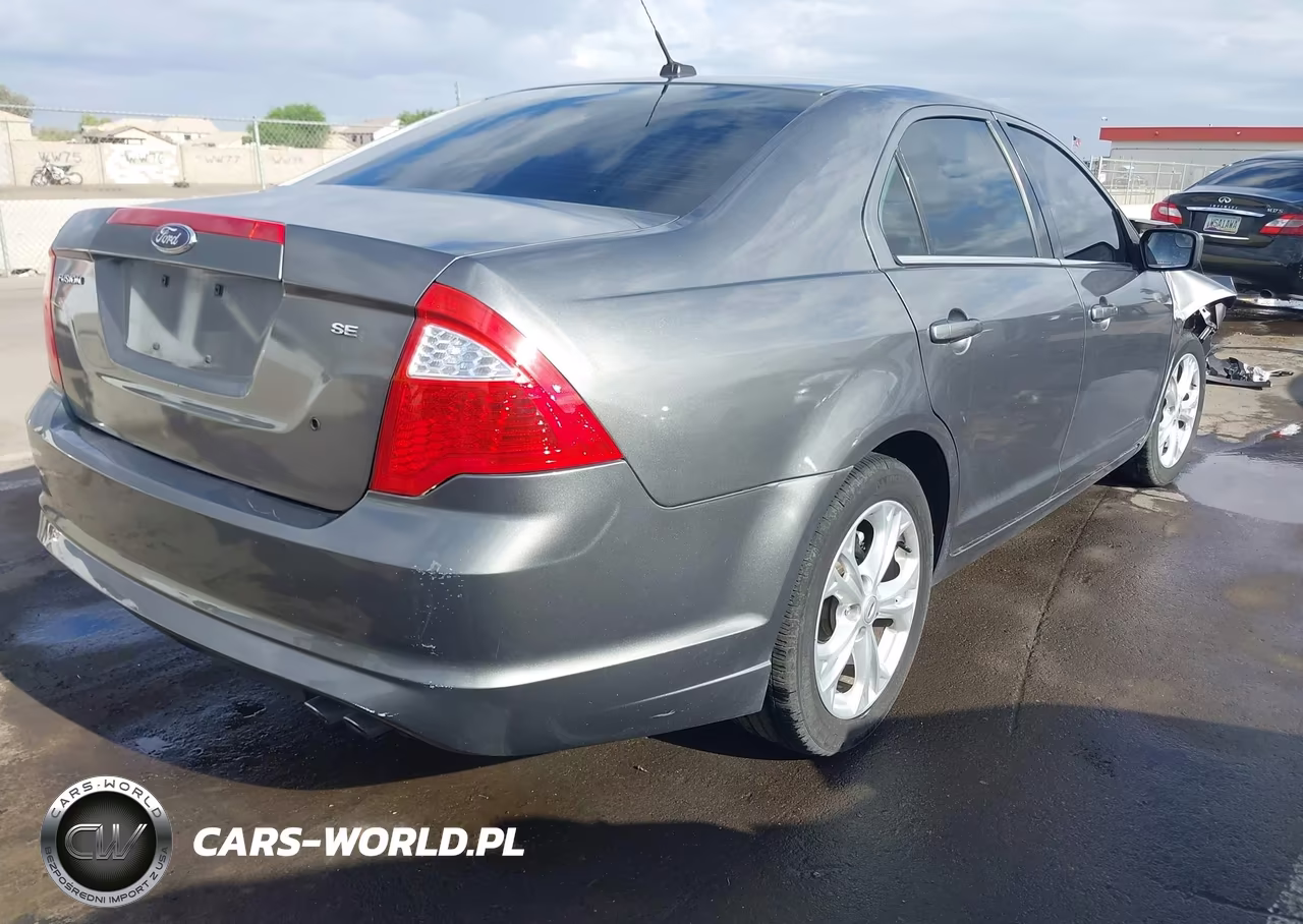 2012 Ford Fusion Se VIN:3FAHP0HA3CR445807 - 4