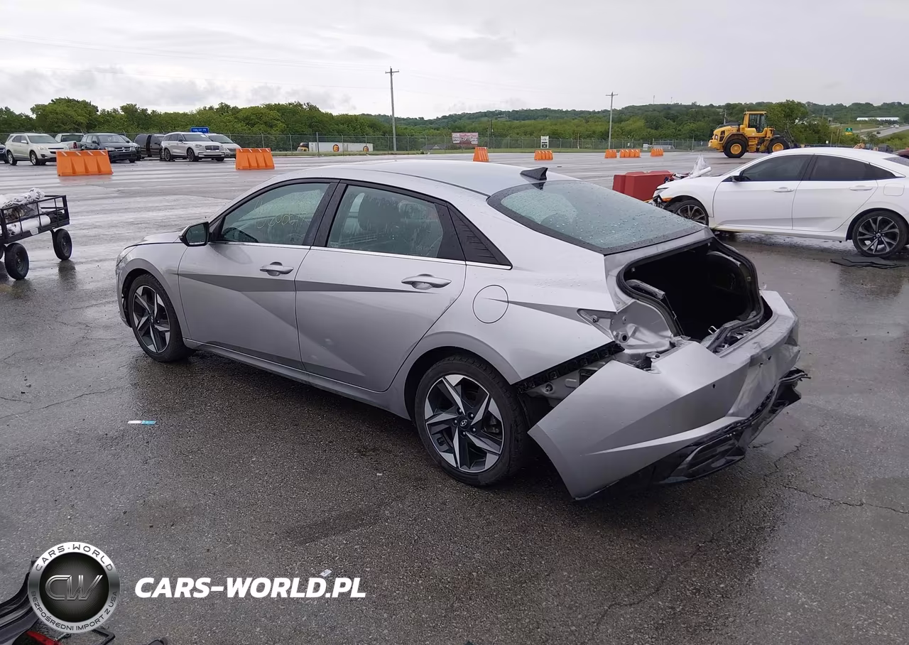 2021 Hyundai Elantra Limited VIN:5NPLP4AGXMH003640 - 3
