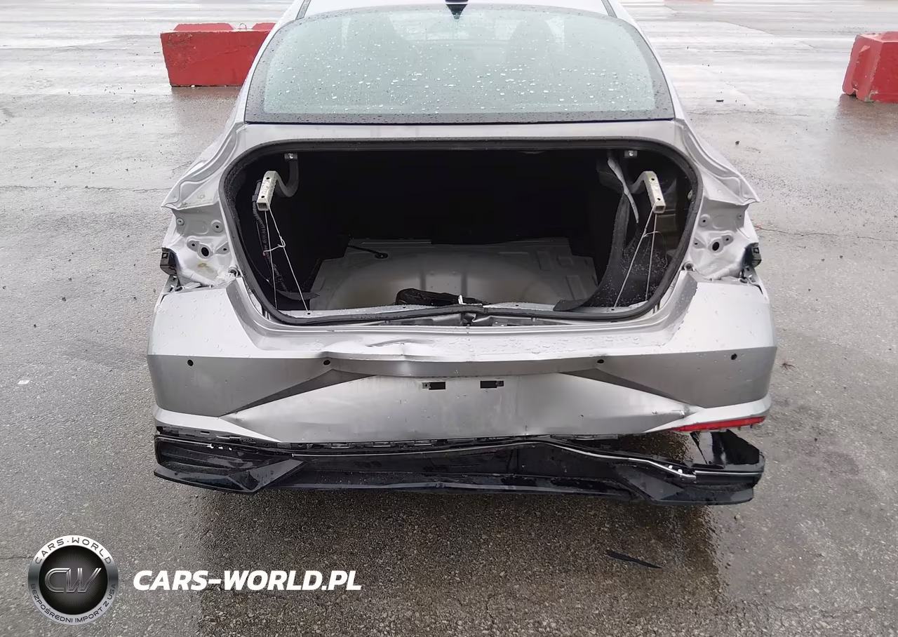 2021 Hyundai Elantra Limited VIN:5NPLP4AGXMH003640 - 6