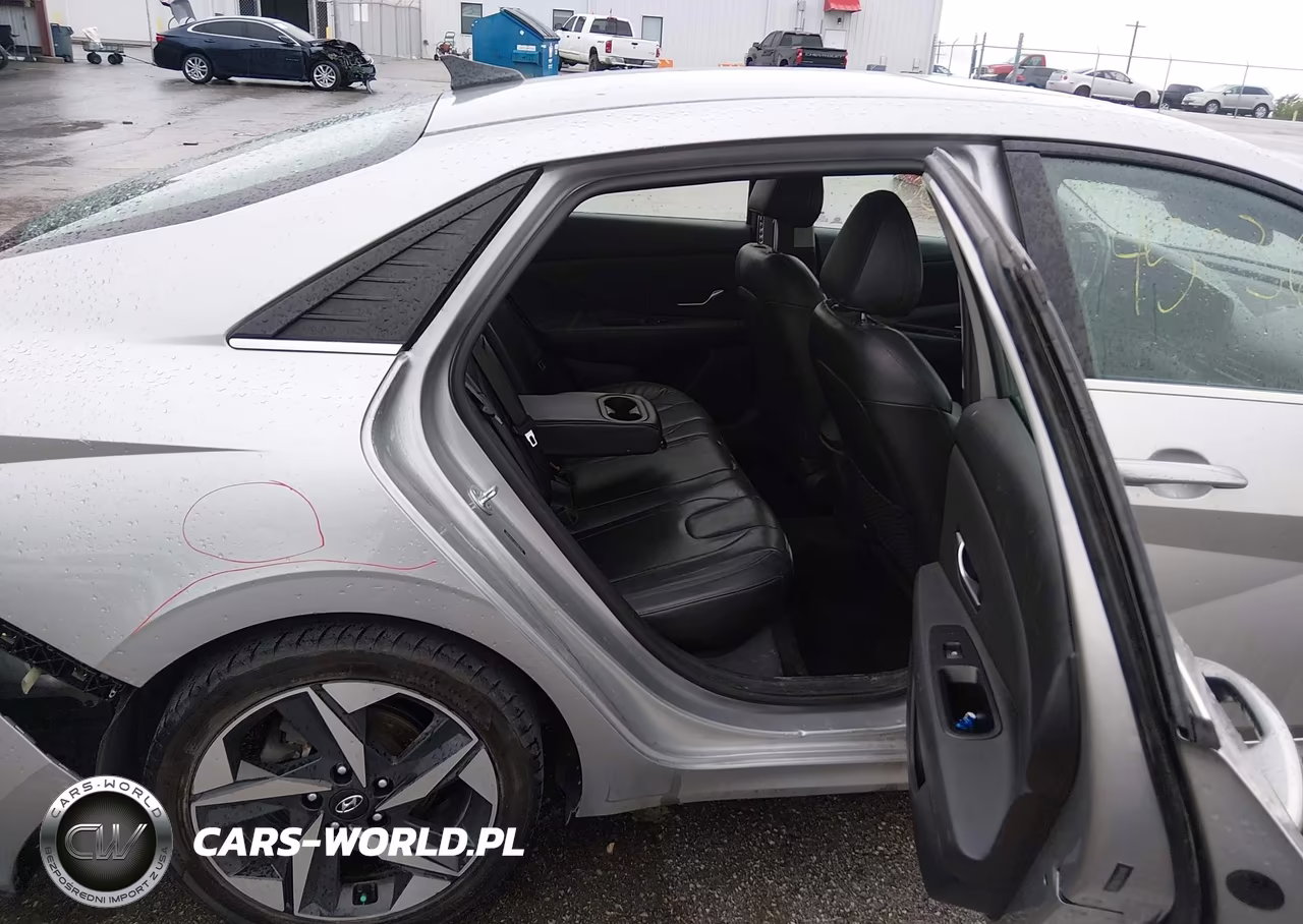 2021 Hyundai Elantra Limited VIN:5NPLP4AGXMH003640 - 8