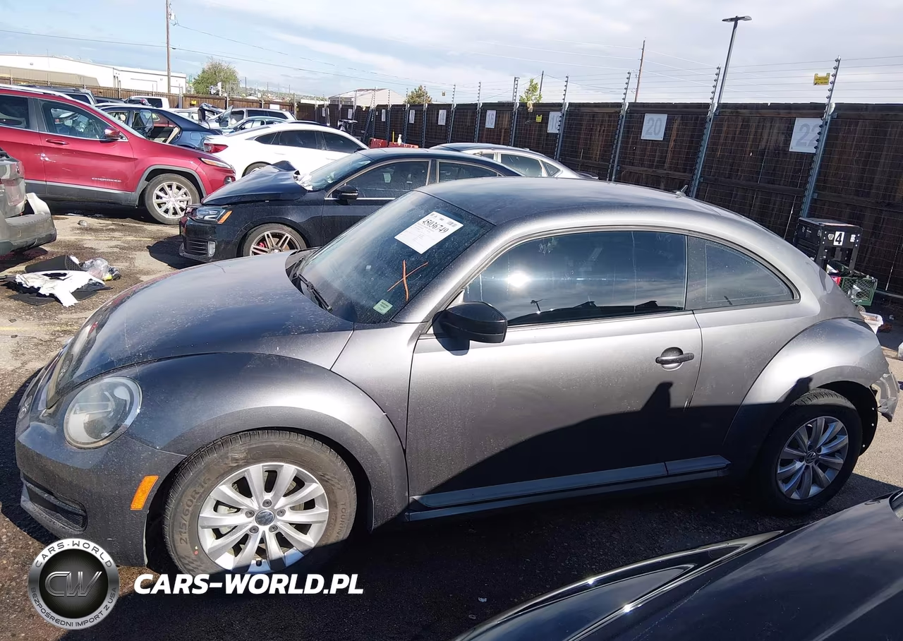 2013 Volkswagen Beetle 2.5L Entry VIN:3VWFP7AT2DM669605 - 15