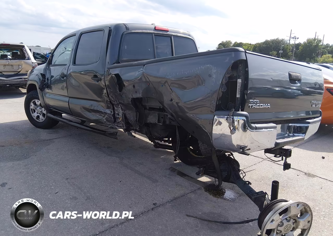 2010 Toyota Tacoma Prerunner V6 VIN:5TEJU4GN9AZ692195 - 3