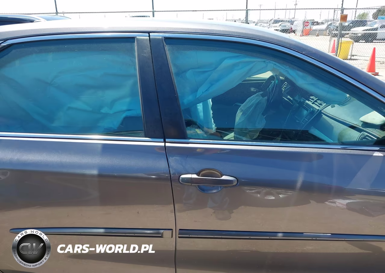 2015 Toyota Camry Se VIN:4T1BF1FK6FU477101 - 12