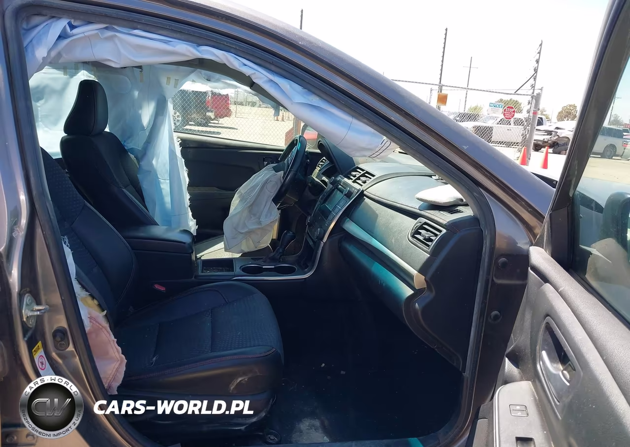 2015 Toyota Camry Se VIN:4T1BF1FK6FU477101 - 5