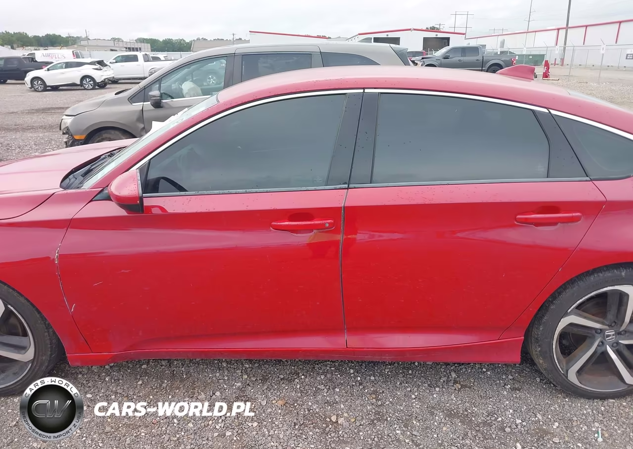 2018 Honda Accord Sport VIN:1HGCV1F31JA212277 - 15
