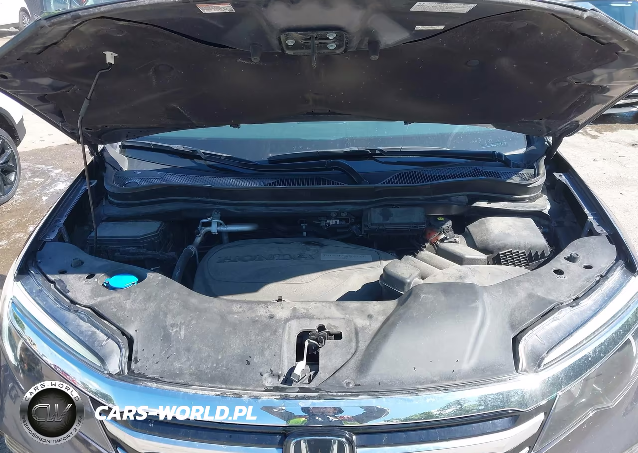 2016 Honda Pilot Touring VIN:5FNYF6H94GB052217 - 10