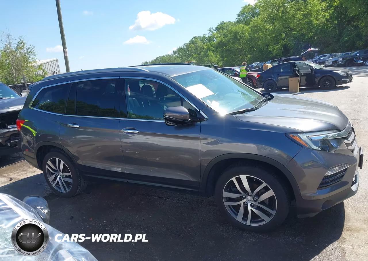 2016 Honda Pilot Touring VIN:5FNYF6H94GB052217 - 13