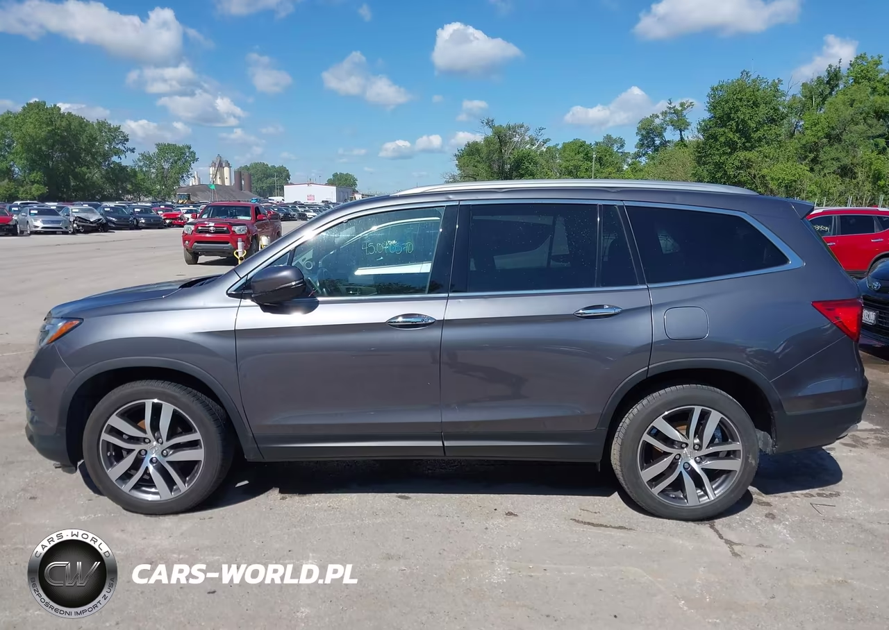 2016 Honda Pilot Touring VIN:5FNYF6H94GB052217 - 14