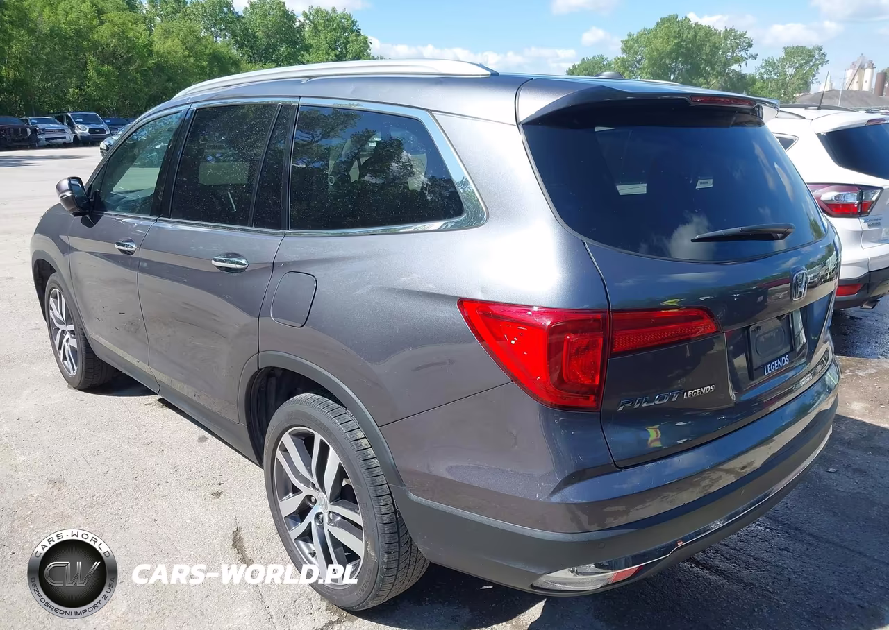 2016 Honda Pilot Touring VIN:5FNYF6H94GB052217 - 3