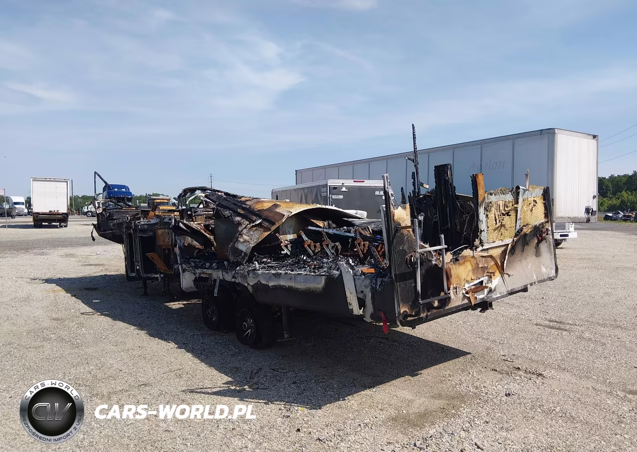 2024 Jayco Camper VIN:1UJCA0BN6R1BD0339 - 3
