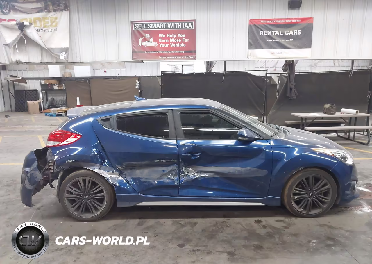 2016 Hyundai Veloster Turbo VIN:KMHTC6AE7GU301168 - 13