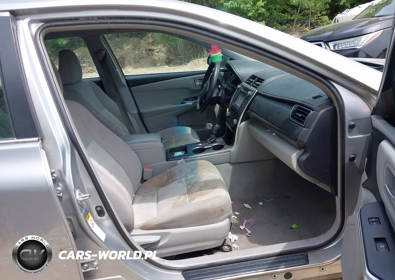 2015 Toyota Camry Le VIN:4T1BF1FK9FU109222 - 5