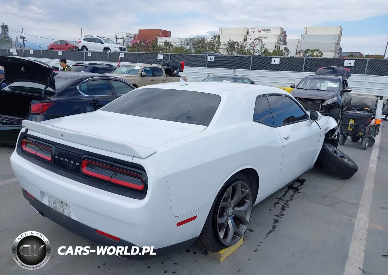 2015 Dodge Challenger Sxt VIN:2C3CDZAG3FH722749 - 4