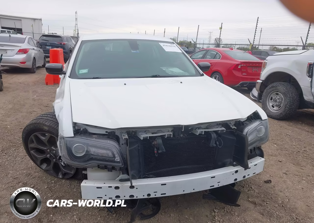 2018 Chrysler 300 Touring Awd VIN:2C3CCARG6JH321276 - 11