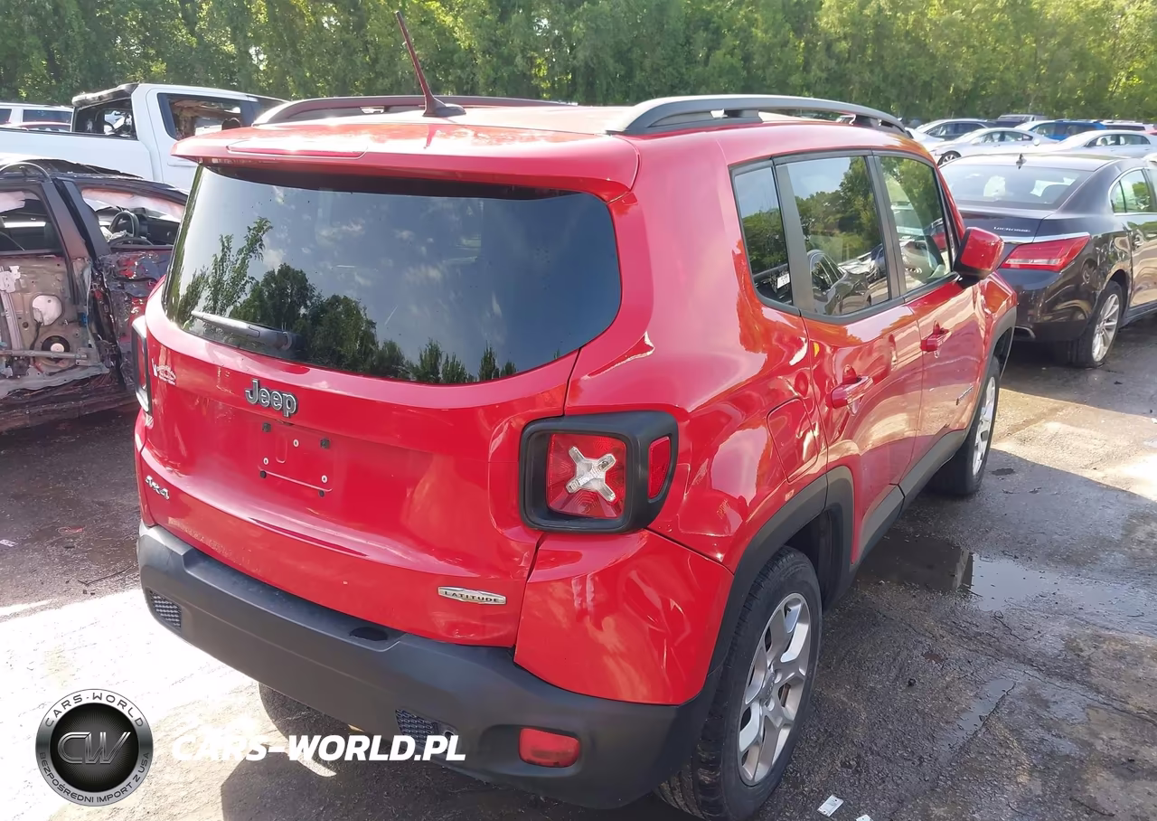 2015 Jeep Renegade Latitude VIN:ZACCJBBT3FPB88156 - 4
