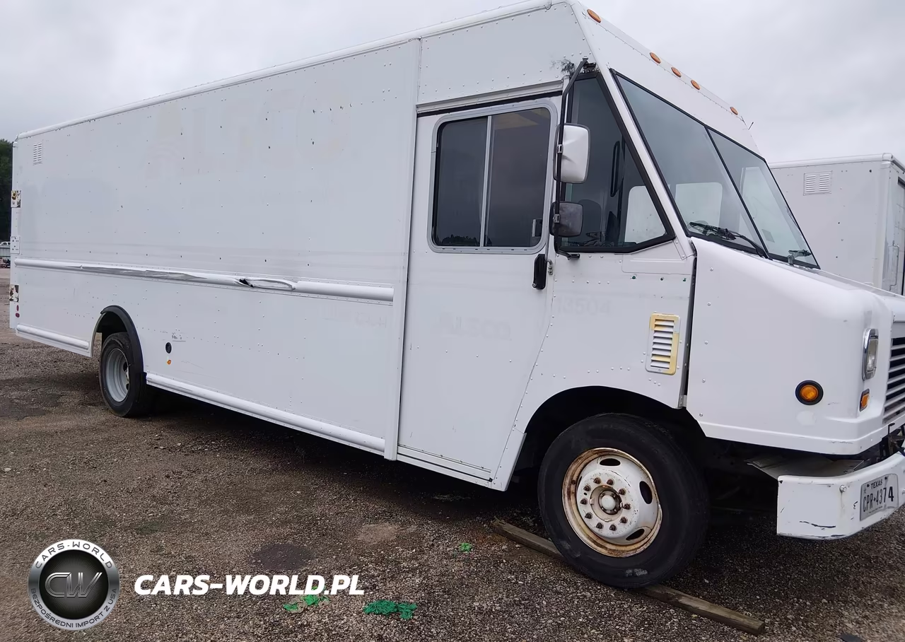 2013 Ford F-59 Commercial Stripped