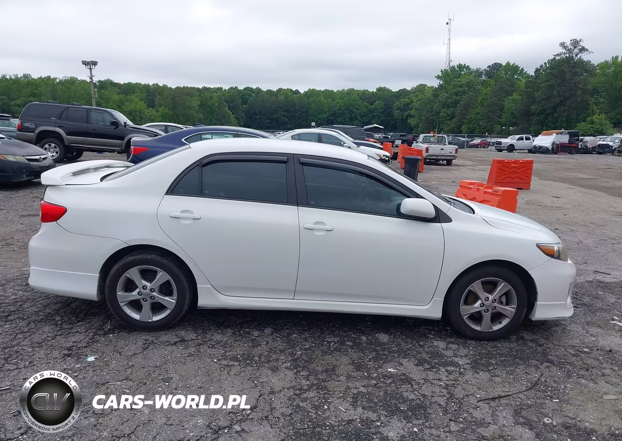 2011 Toyota Corolla S VIN:2T1BU4EE9BC652620 - 13