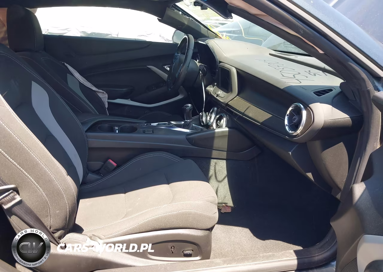 2020 Chevrolet Camaro VIN:1G1FA1RS0L0103210 - 5
