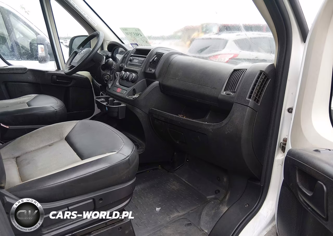 2014 Ram Promaster 1500 Low Roof VIN:3C6TRVAG1EE105065 - 5