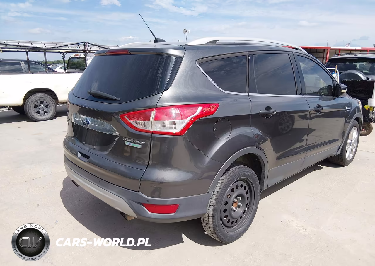 2015 Ford Escape Titanium VIN:1FMCU0J94FUB39544 - 4