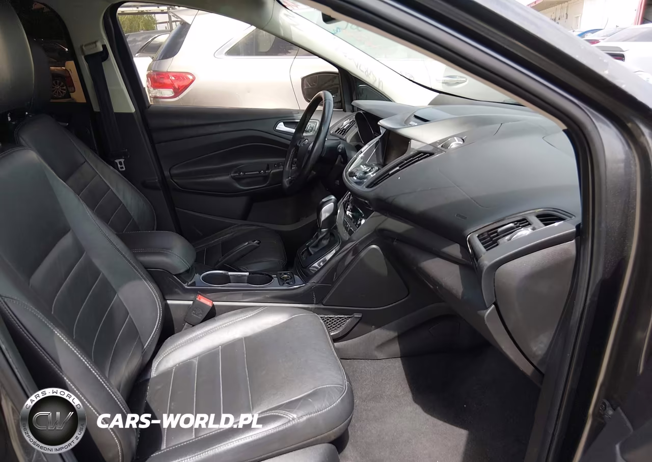 2015 Ford Escape Titanium VIN:1FMCU0J94FUB39544 - 5
