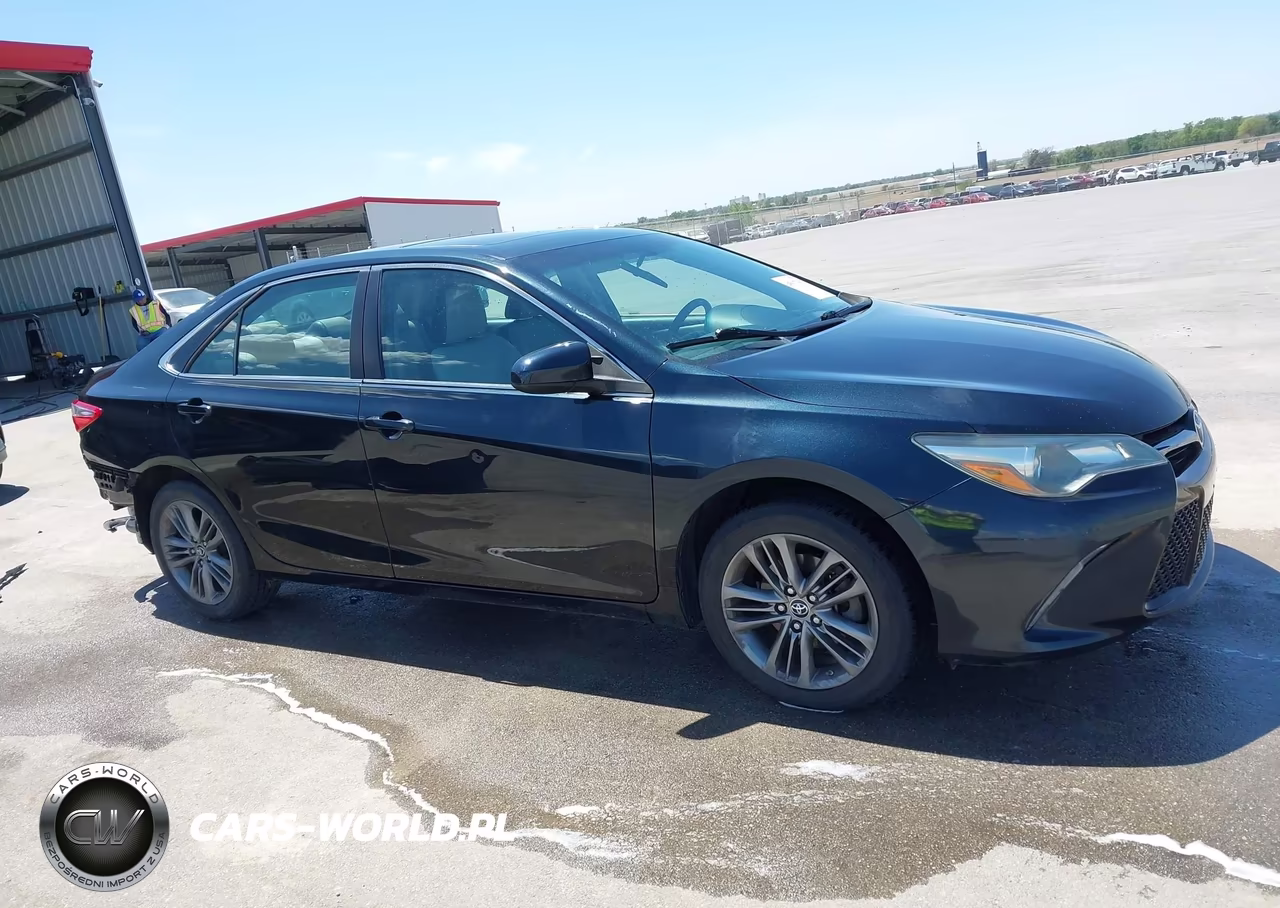 2015 Toyota Camry Se VIN:4T1BF1FK7FU907542 - 14
